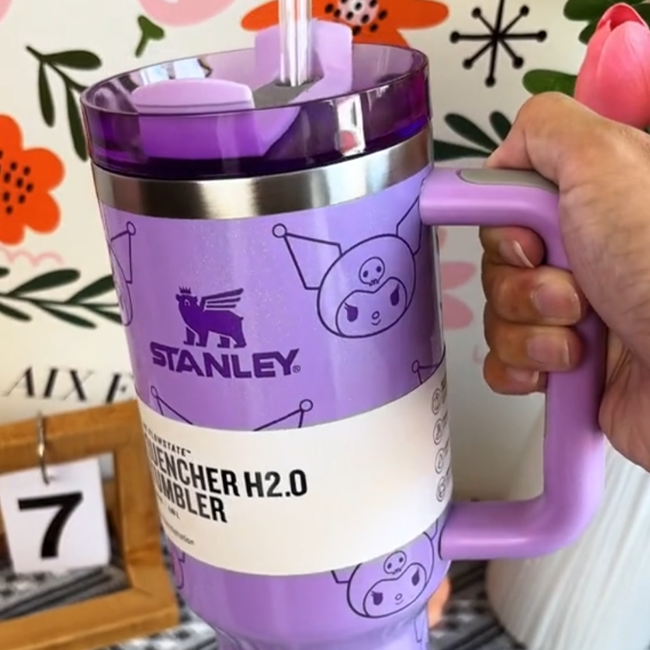 Moravino® Kuromi 40oz Tumbler